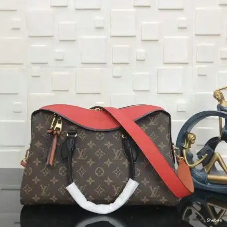 LV 19T1L0331 Bags 0807